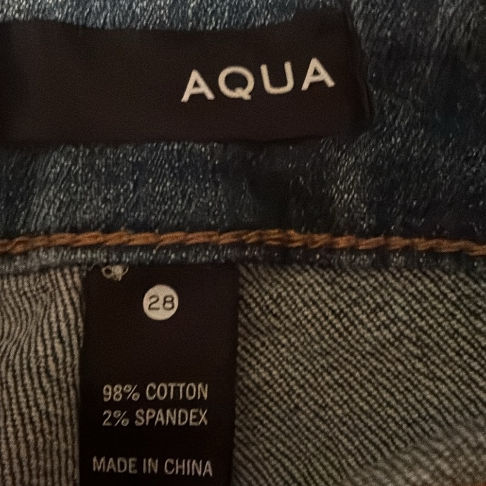 Aqua Aztec Women's Embroidered Distressed Skinny Jeans Size 28 - Picture 4 of 4